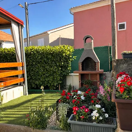 Holiday Home Pakostane * باكوشتاني