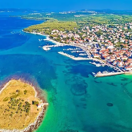 Holiday Home Pakostane Semesterbostad Pakoštane