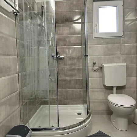 Holiday Home Pakostane Semesterbostad *